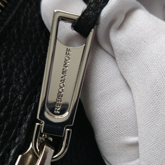 ❤Rebecca Minkoff Black Leather Crossbody Adjustable Strap Belt Bag NWT❤ - Picture 3 of 15